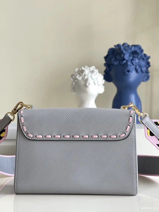 WIS LOUIS VUITTON TWIST MM 1002